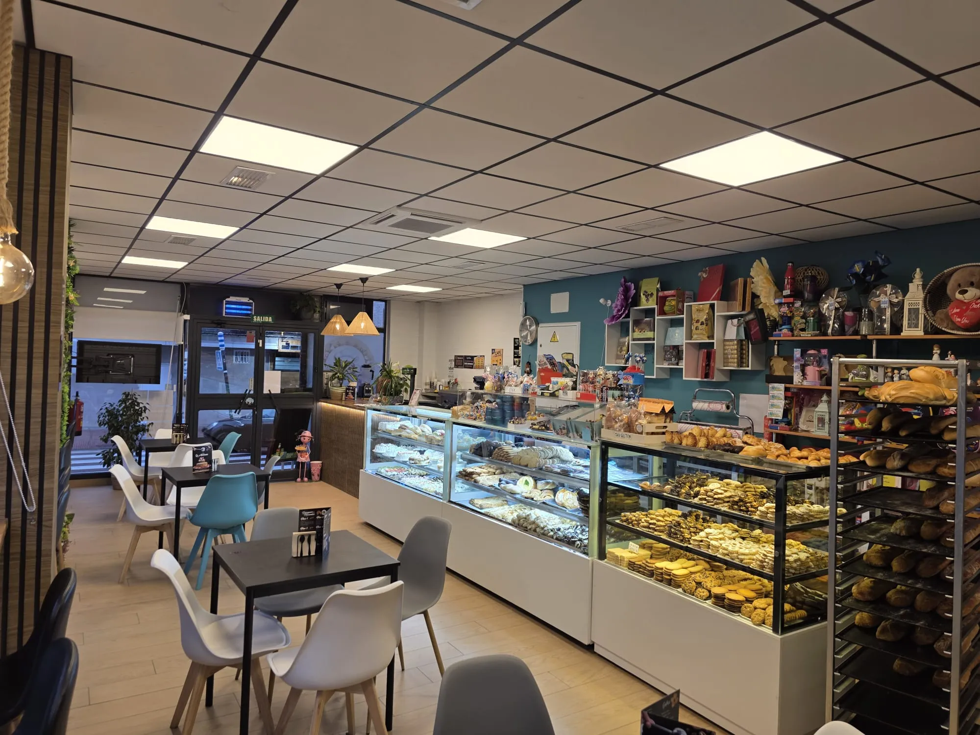 Cafetería Churrería La Artesana