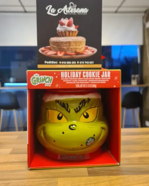 Tarro de galletas navideñas del Grinch, en La Artesana, Parla