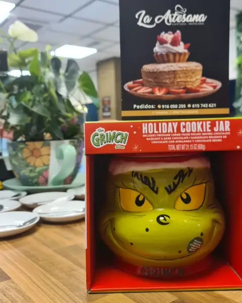 Taza galletero del Grinch navideña para regalo, en La Artesana, Parla
